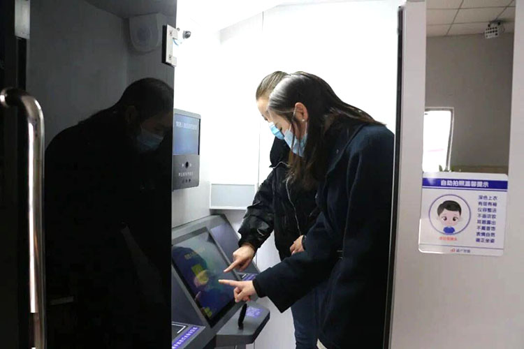 自助體檢機一站式完成 ，學車體檢不用跑冤枉路 